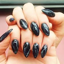 Acrylic Black Almond Shaped Nails I Wore Kylie Jenner S Crazy Acrylic Nails For A Week And Here S What Happened Crazy Acrylic Nails Nails Acrylic Nails