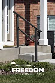 Freedom Heathrow 4 Ft X 1 5 In X 33 In Matte Black Aluminum Deck Handrail Kit Assembled Lowes Com Outdoor Stair Railing Railings Outdoor Outdoor Handrail