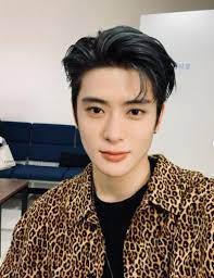 Kala itu orang tua jaehyun harus merogoh kocek hingga rp 1,4 miliar. Jaehyun Nct Disebut Pacar Idaman Ini 7 Fakta Keluarganya Yang Bikin Kagum