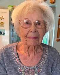 Glitter birthday cake made by bakery worker