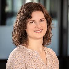 Cassandra Vickers' Investing Profile