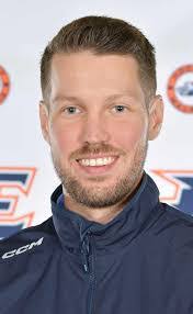 Patrick Chapdelaine's Instagram, Twitter & Facebook