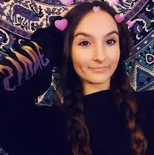 Kaitlin Hurst's Instagram, Twitter & Facebook