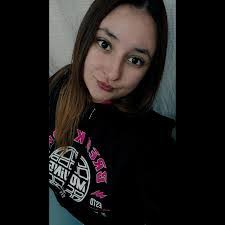 Alejandra Bustos's Instagram, Twitter & Facebook