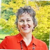 Jennifer Clift's Instagram, Twitter & Facebook