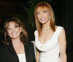 Still living on an island (manhattan). Tina Louise Thetinalouise Twitter
