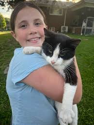 Beth Rambo's Instagram, Twitter & Facebook