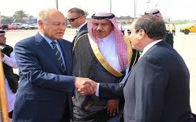 بالصور الرئيس السيسي يصل الدمام للمشاركة بالقمة العربية مباشر نشر المتحدث الرسمي باسم الرئاسة المصرية صور استقب fashion academic dress dresses