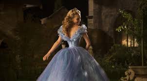 Cenerentola è la principessa preferita delle ragazze, e l'aiuterai a diventare la sposa più favolosa di sempre! Cenerentola Tutti I Segreti Dell Abito E Della Scena Del Ballo Settanta Metri Di Stoffa Finissima Libri Kids Lifestyle