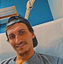 Mobile pressure washing service for pickup truck?