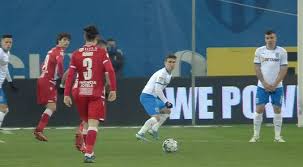Dinamo bucuresti is currently 8 on the pl table. Video U Craiova Dinamo 1 0 Oltenii CastigÄƒ Al Doilea Meci La Rand DupÄƒ Plecarea Lui Corneliu PapurÄƒ