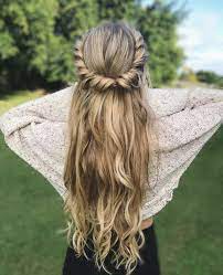Braid Hairstyles Are Easy And Fashion The Style Looks Gorgeous In All Seasons We Gather Some Cute Fishtails B Easy Hairstyles For Long Hair Hair Styles Hair