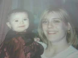 can someone create a nicer background for old picture?