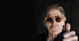 Richard Lewis Takes