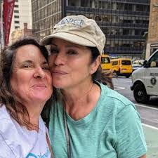 Angela Rutter's Instagram, Twitter & Facebook