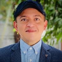 30+ "Julio Colunga" profiles