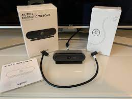 A green light beside the camera glows to indicate that the camera is on. Best Webcam Solutions For Mac Mini M1 Compatible Webcams Apps And Issues Colour My Learning
