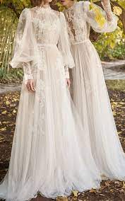 Pin By Esther Kabulimbo On Absolutely Ladylike Boho Chic Wedding Dress Chic Bridal Gown Boho Chic Bride