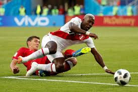 Ha jugado también en turquía, portugal y alemania. Chelsea Fans Urge Club To Sign Peru Duo Andre Carrillo And Luis Advincula Footballfancast Com