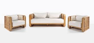 This Distinctive Teak Outdoor Furniture Collection Ties Together Oceanic And Nautical Styling With Classic Teak Outdoor Furniture Construction