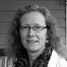 Joanna Swain's Instagram, Twitter & Facebook