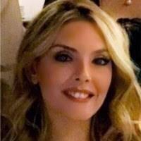 Mona Thomas's Instagram, Twitter & Facebook