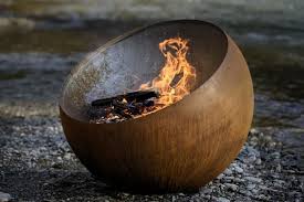 Nias Design Feuerkugel Und Feuerschale Mit Grill Formraum Shop Feuerstelle Feuerschale Feuerstelle Garten