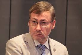 Avelar quiere repetir