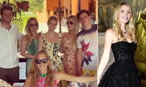 When model lady kitty spencer married retail tycoon michael lewis it was always destined to be a the bride did not wear the famous spencer tiara worn by her aunt princess diana for her wedding to. Princess Diana S Niece Lady Kitty Spencer Shares Snap Of Mother With All Four Of Her Children Daily Mail Online
