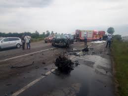 Jun 28, 2021 · în plin sezon estival, este firesc să vrem să ştim mai multe, de exemplu, despre câtă cremă cu factor de protecţie solară să aplicăm pe piele sau cât de protejaţi suntem de razele soarelui când sunt nori. Live Video Trei MorÈi In Urma Unui Impact Violent La IeÈirea Din LeÈcani Update