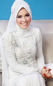 Farah diana anuar yang dikesan bakatnya menerusi rancangan realiti akademi fantasia (af) musim kedua, selepas sekian lama 'menghilang'. Gambar Cantik Farah Diana Difitnah Mencuri Baju Dan Duit Laman Gosip Dan Informasi Terkini