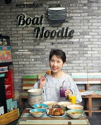 The décor comes alive as a real hustle of the everyday street food we see in thailand creating an ambient and. Follow Me To Eat La Malaysian Food Blog Boat Noodles Prosperity Chinese New Year New Menu 2018