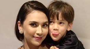 Malaysian boy who is famous for being the son of popular actors farid kamil and diana danielle. Ini Cara Diana Danielle Rai Hari Jadi Anak Terbaiklah