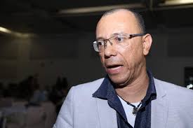 Com dança por R$ 5 e público elegante, clube reproduz noite em Buenos Aires 