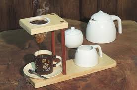 Cafeteira De Madeira No Elo7 Mao Na Tabua 594443 Em 2020 Cafeteira Coador De Cafe Madeira