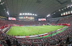 Für fans und fußballer gilt das wembley stadion gleichermaßen als herz des fußballs. Covered Fussballstadien Felder Mit Sunroofs