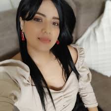 Blanca Milian's Instagram, Twitter & Facebook