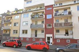 Aber es gibt auch noch immer gute wohnungen zu bezahlbaren preisen in der stadt und im umland. Referenzen Koln 4 Zimmer Wohnung Mit 2 Balkon In Koln Riehl