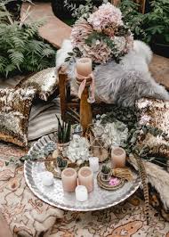 Hochzeit blumen deko blumenwand kunstblumen köpfe wanddeko 50er set schmetterlinge hochzeit deko wanddeko hochzeit geburtstage taufe. Boho Deko Inspiration Fur Eure Trauung