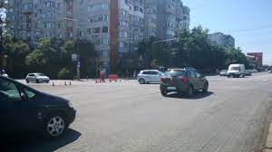 Alternativ, puteţi vedea cât durează şi cât costă o cursă. Trafic RestricÈionat In Municipiul ConstanÈa Va Fi InchisÄ IntersecÈia Din Zona Institutul De MarinÄ Ctnews