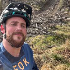 Hi, I have purchased a Travel Money card for my holiday. I was wandering if  I would still need to take a bit of Euro's in cash? Any suggestions? Does  everywhere take