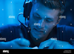 Mine countermeasure ship uss chief hi-res stock photography and images