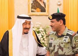 وبعد تولي الملك عبد الله بن عبد العزيز مقاليد الحكم في المملكة العربية السعودية في 26 / 6 / 1426 هـ وصدور الأمر الملكي بتعيين الفريق / حمد بن محمد العوهلي قائداً للحرس الملكي في 15 / 8 / 1426 هـ وترقيته. Ø§ÙØ­Ø±Ø¨Ù Ø§ÙÙØ±ÙÙ Ø§ÙØ¥ÙØ³Ø§Ù ÙØ§ÙÙØ·ÙÙ Ø¨ÙØ§Ø¨Ø© ÙØµØ± 11