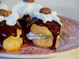 Choux A La Glace Vanille Recette Par Miamponpon Gateaux Et Desserts Glace Vanille Alimentation