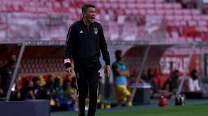 The portuguese coach has spent his entire coaching career so far at benfica. Benfica Lissabons Trainer Bruno Lage Tritt Kurz Nach Pleite Zuruck Eurosport