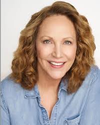 Donna Keegan's Instagram, Twitter & Facebook