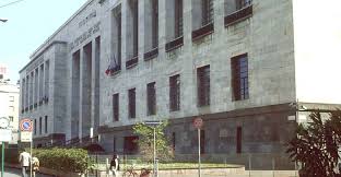 Scoppia un incendio all'interno di un'abitazione di via soldato costanza a favara ed esplode anche la bombola del gas. L Incendio Al Tribunale Di Milano E Doloso Cosa E Successo Al Palazzo Di Giustizia