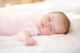 Ab wann darf man mit einem baby fliegen? Fliegen Mit Baby So Gelingt Euer Erster Flug Brigitte De
