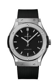 Louboutin homme pas cher held around that spectacular piece of rugged moorland on westerdale side where bob spent many hours practising, along with paul and stuart tate stuart turned out for one a off ride and won the clubman a class from colin chapman, due to a better ride of four lost on the angled rock exit of keith ellis's section where. Hublot Montres De Luxe Pour Homme Et Femme