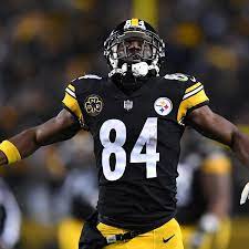 Predicting Boldest Roster Moves For The 2019 Nfl Offseason Fantasy Football Fantasy Football Shirt Football